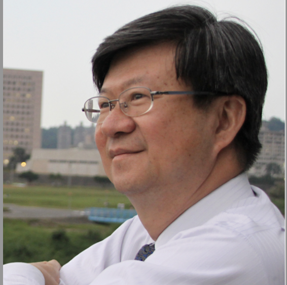 吳思華 主任
